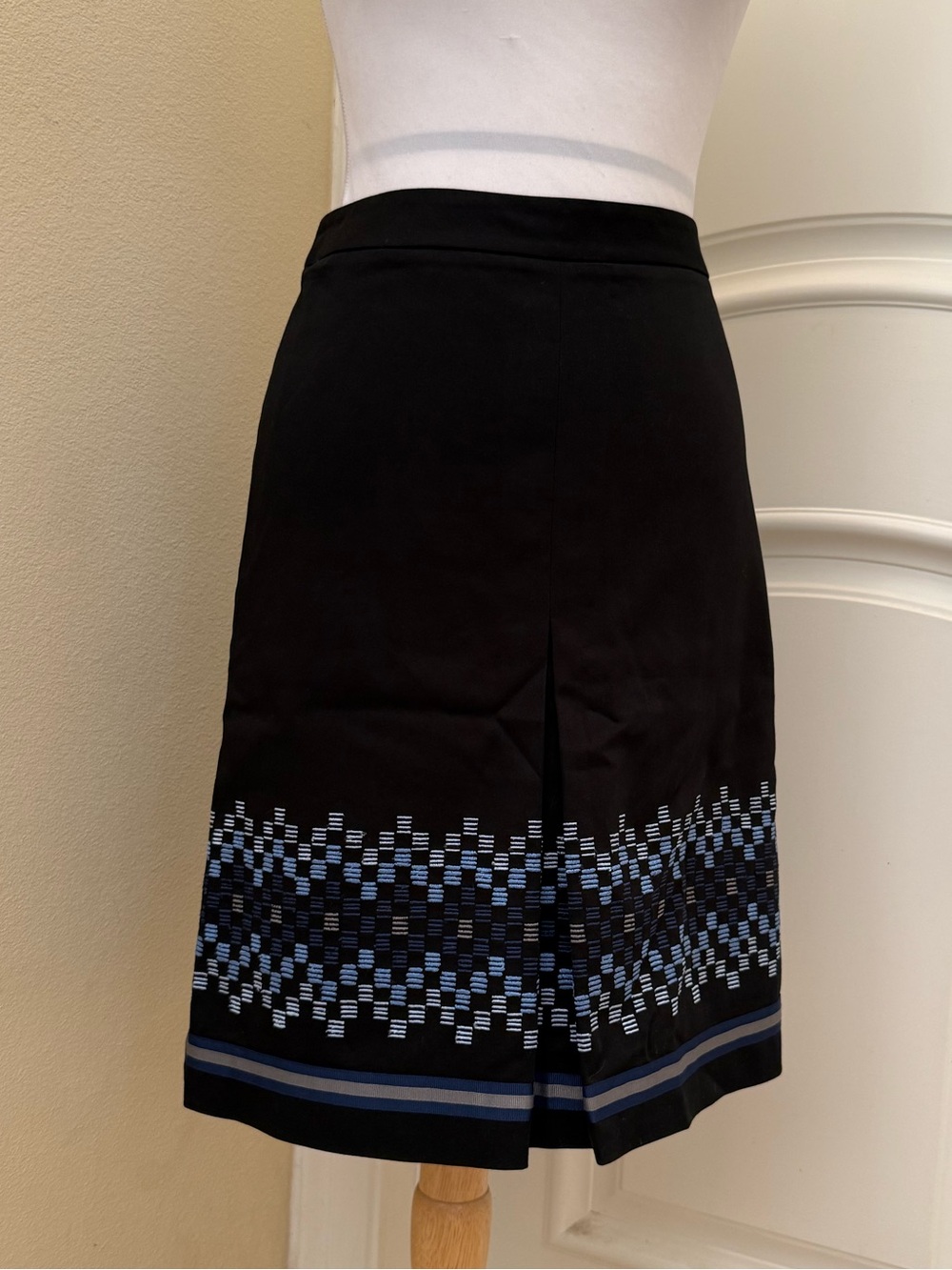 New - Loft black skirt with blue and white embroidery